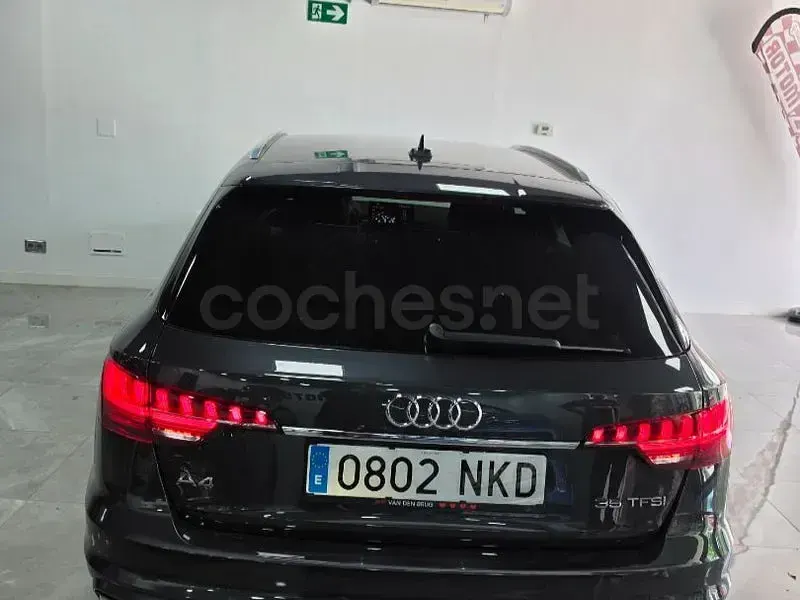 Usado Audi A4 Advanced Plus 150 CV (110 kW) 2019 Negro Familiar