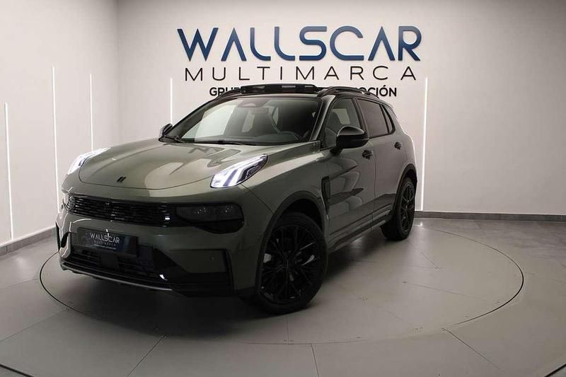 Verde Usado 2025 Lynk & Co 01 SUV | 32.990 € - Imagen 1/4