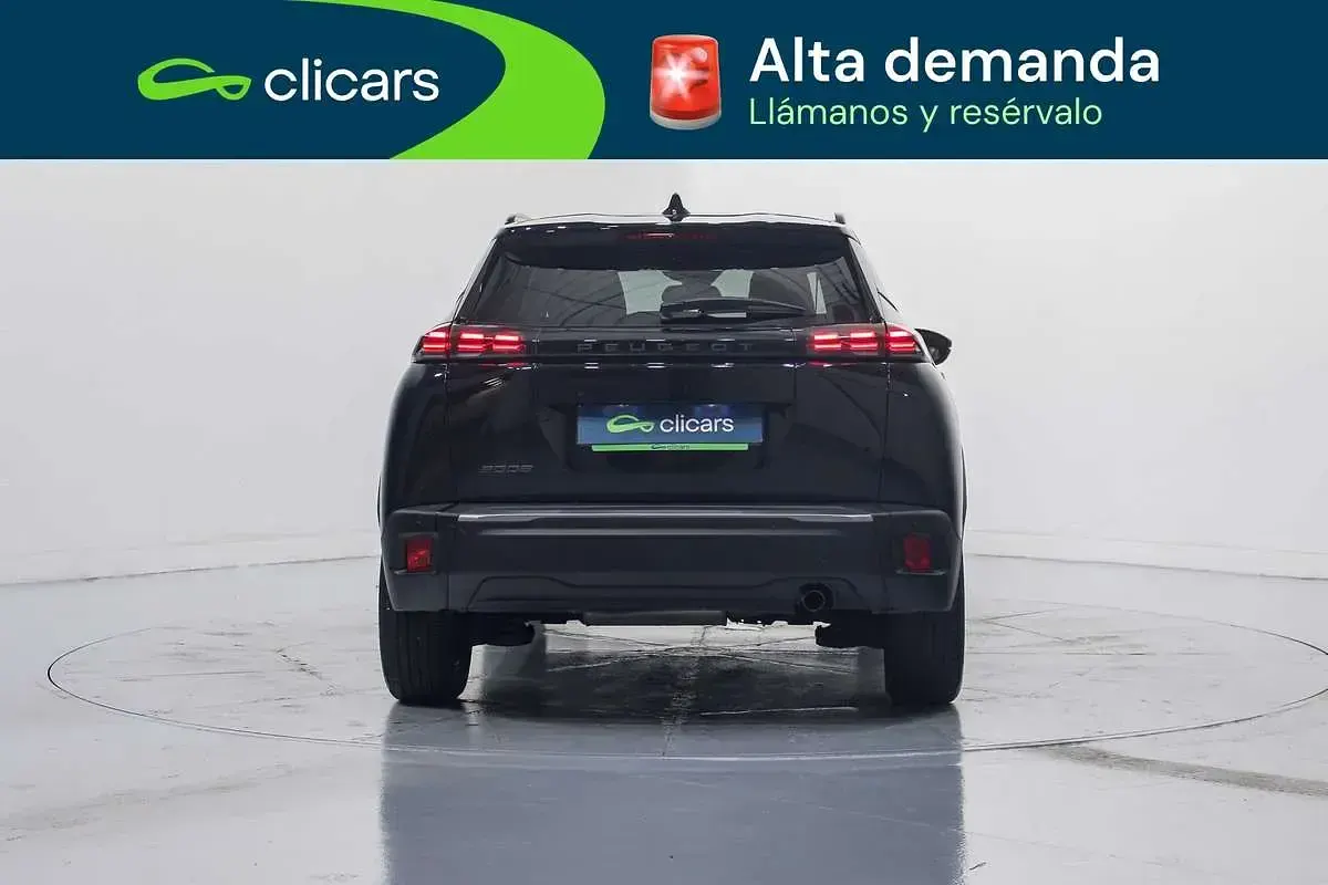 Usado Peugeot 2008 Allure 102 CV (75 kW) 2025 Negro SUV