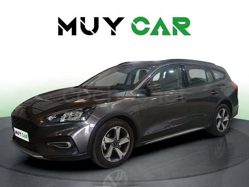 Usado Ford Focus Active 120 CV (88 kW) 2020 Gris / plata Familiar