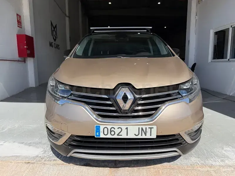 Usado Renault Espace Zen 130 CV (95 kW) 2015 Beige Monovolumen