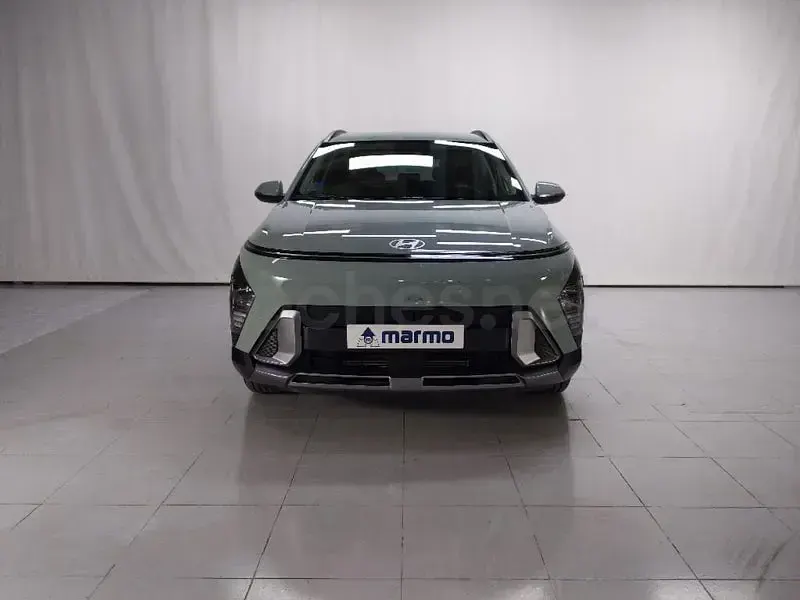 Usado Hyundai Kona 141 CV (103 kW) 2024 Verde SUV