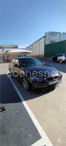 Usado BMW 320 184 HP (135 kW) 2018 Preto Sedan