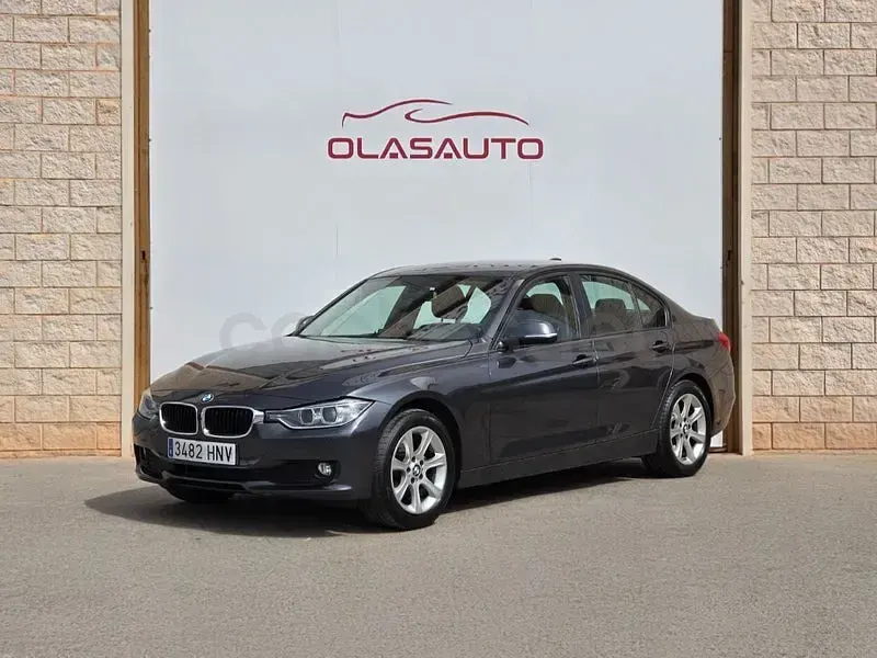 Usado BMW 316 116 CV (85 kW) 2013 Gris / plata Berlina