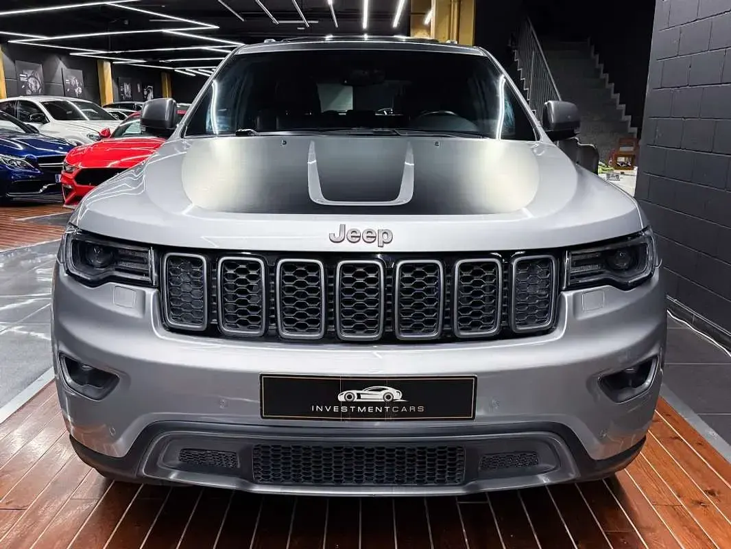 Usado Jeep Grand Cherokee Trailhawk 250 CV (183 kW) 2018 Gris SUV