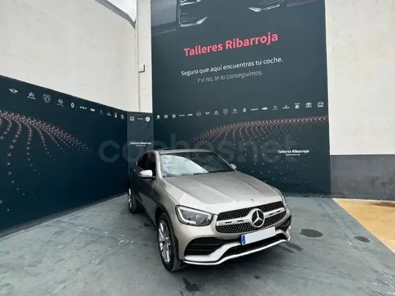 Usado Mercedes GLC300e 306 CV (225 kW) 2021 Beige SUV