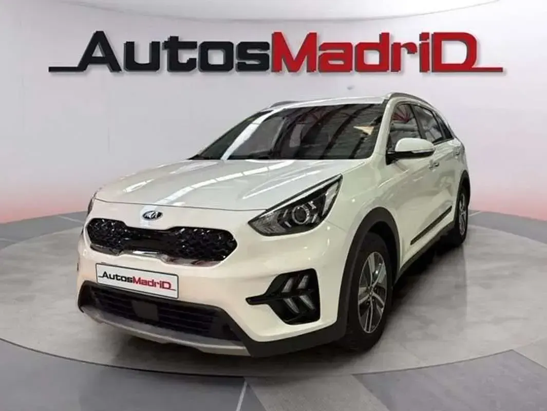 Begagnad Kia Niro 141 HK (103 kW) 2020 Vit SUV