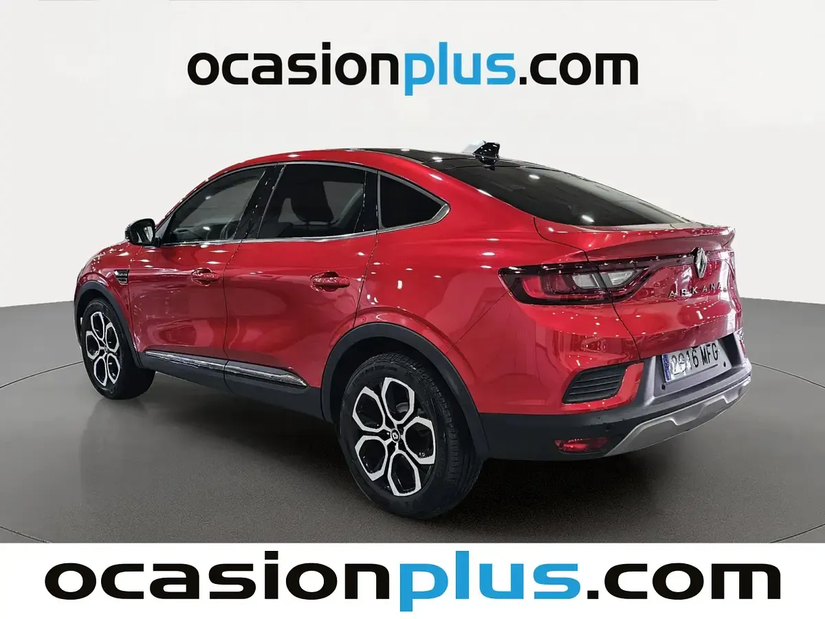 Usado Renault Arkana Techno 140 CV (102 kW) 2023 Rojo SUV