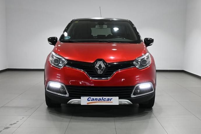 Usado Renault Captur XMOD 90 CV (66 kW) 2016 Rojo SUV