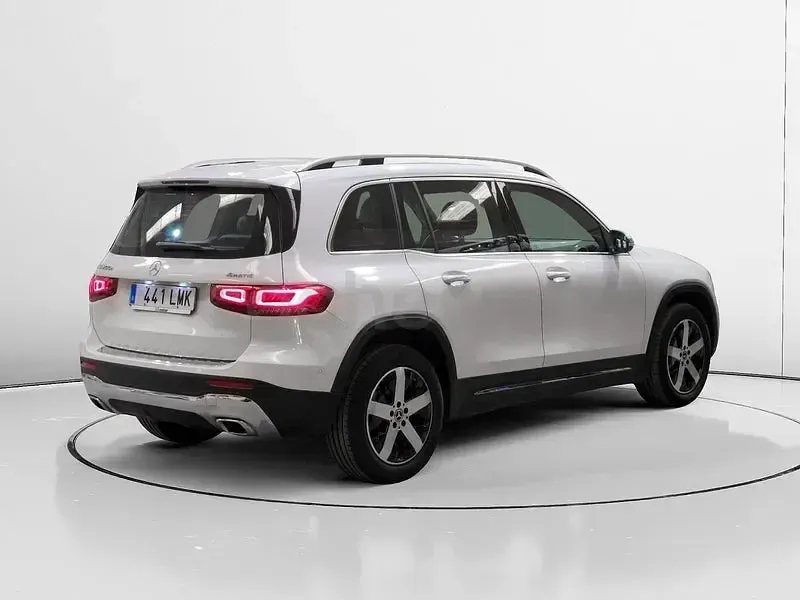 Usado Mercedes GLB200 150 CV (110 kW) 2021 Blanco SUV