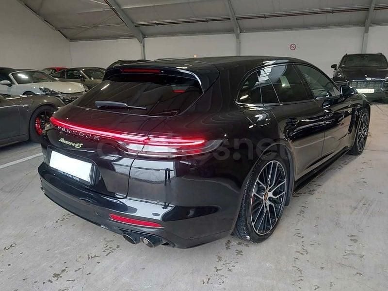 Usado Porsche Panamera Sport Turismo 560 CV (411 kW) 2021 Negro Familiar