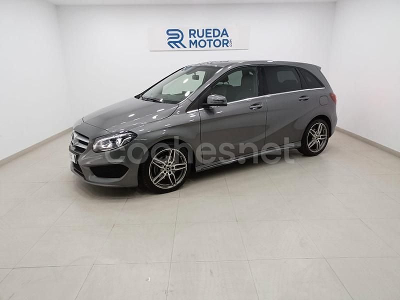 Gris / plata Usado 2017 Mercedes B180 Monovolumen | 16.500 € (Precio justo) - Imagen 1/4