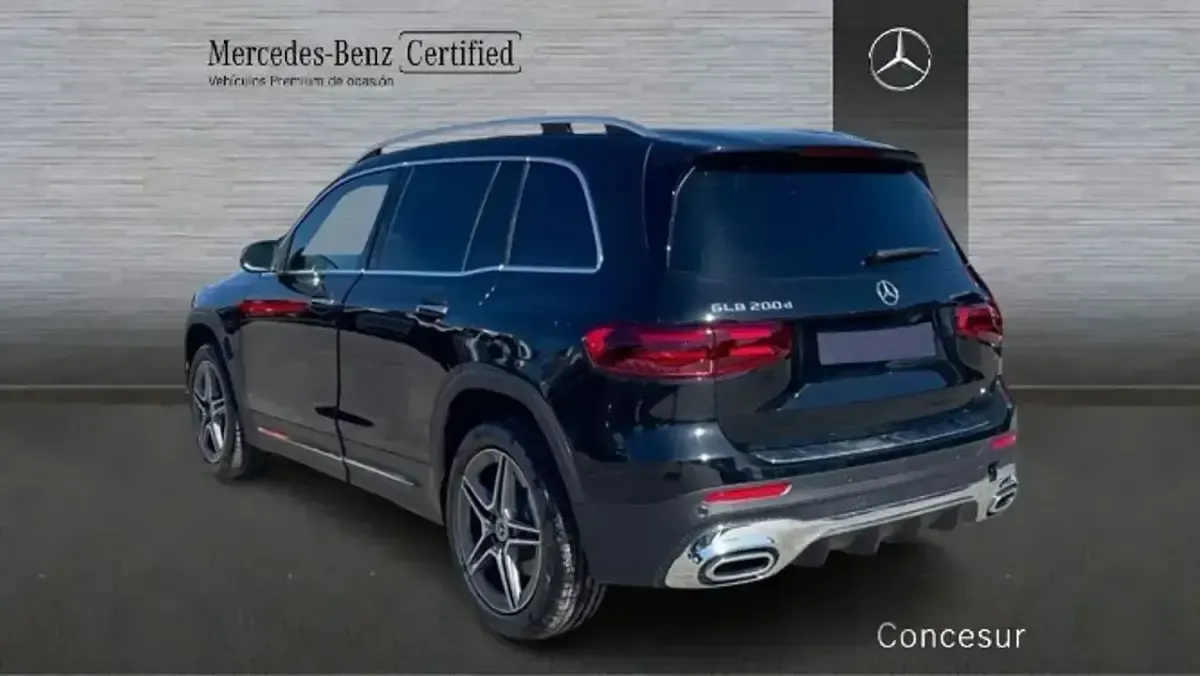Usado Mercedes GLB220 190 CV (139 kW) 2025 Negro SUV