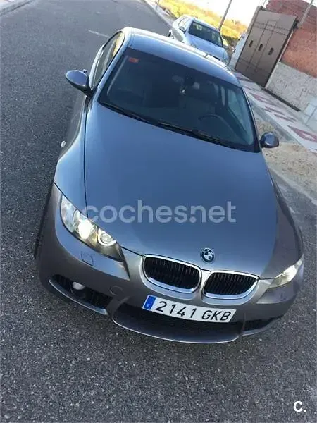 Usado BMW 320 177 CV (130 kW) 2007 Gris / plata Coupe