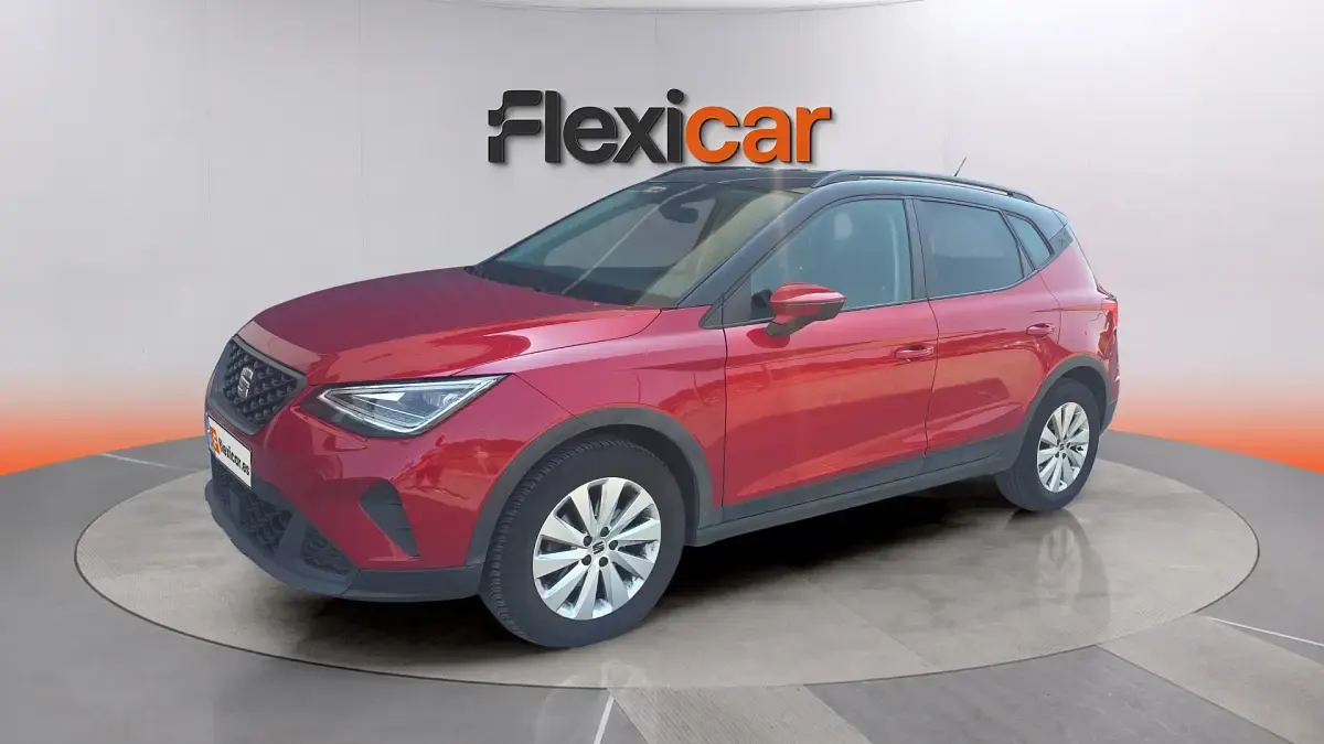 Usado Seat Arona Style 110 CV (80 kW) 2023 Burdeos SUV