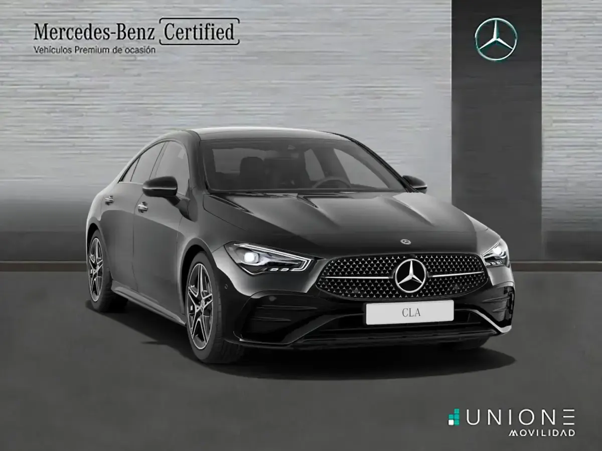 Usado Mercedes CLA220 190 CV (139 kW) 2025 Negro Coupe