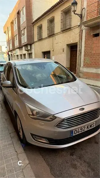 Usado Ford C-MAX Titanium 125 CV (91 kW) 2018 Gris / plata Monovolumen