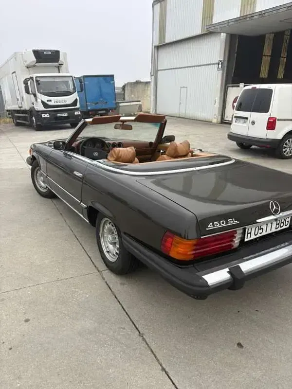 Usado Mercedes SL450 1973 Negro Descapotable