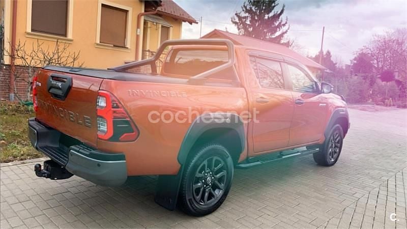 Usado Toyota HiLux 204 CV (150 kW) 2023 Naranja Pickup/Camioneta