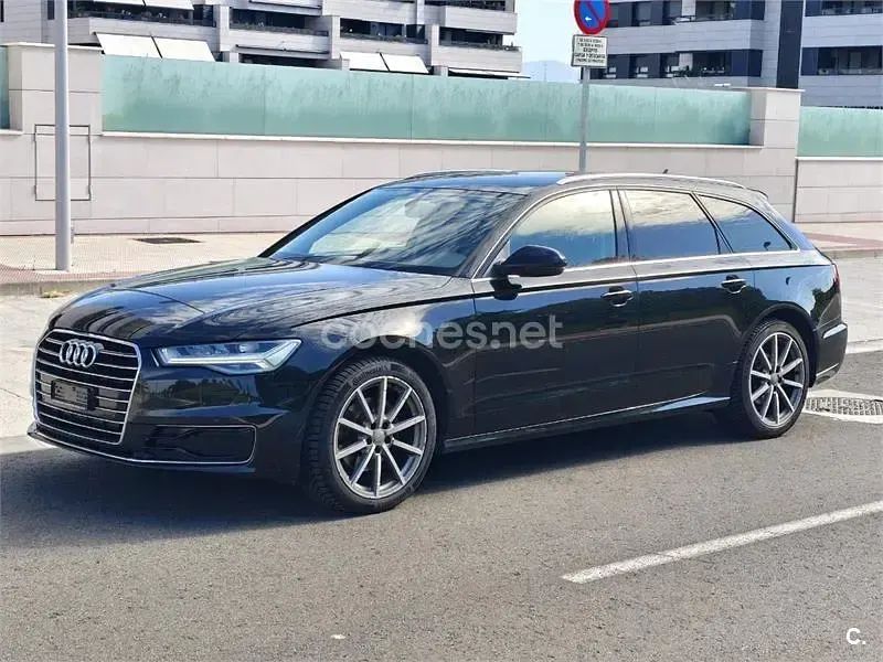 Usado Audi A6 Ambiente 190 CV (139 kW) 2015 Negro Familiar