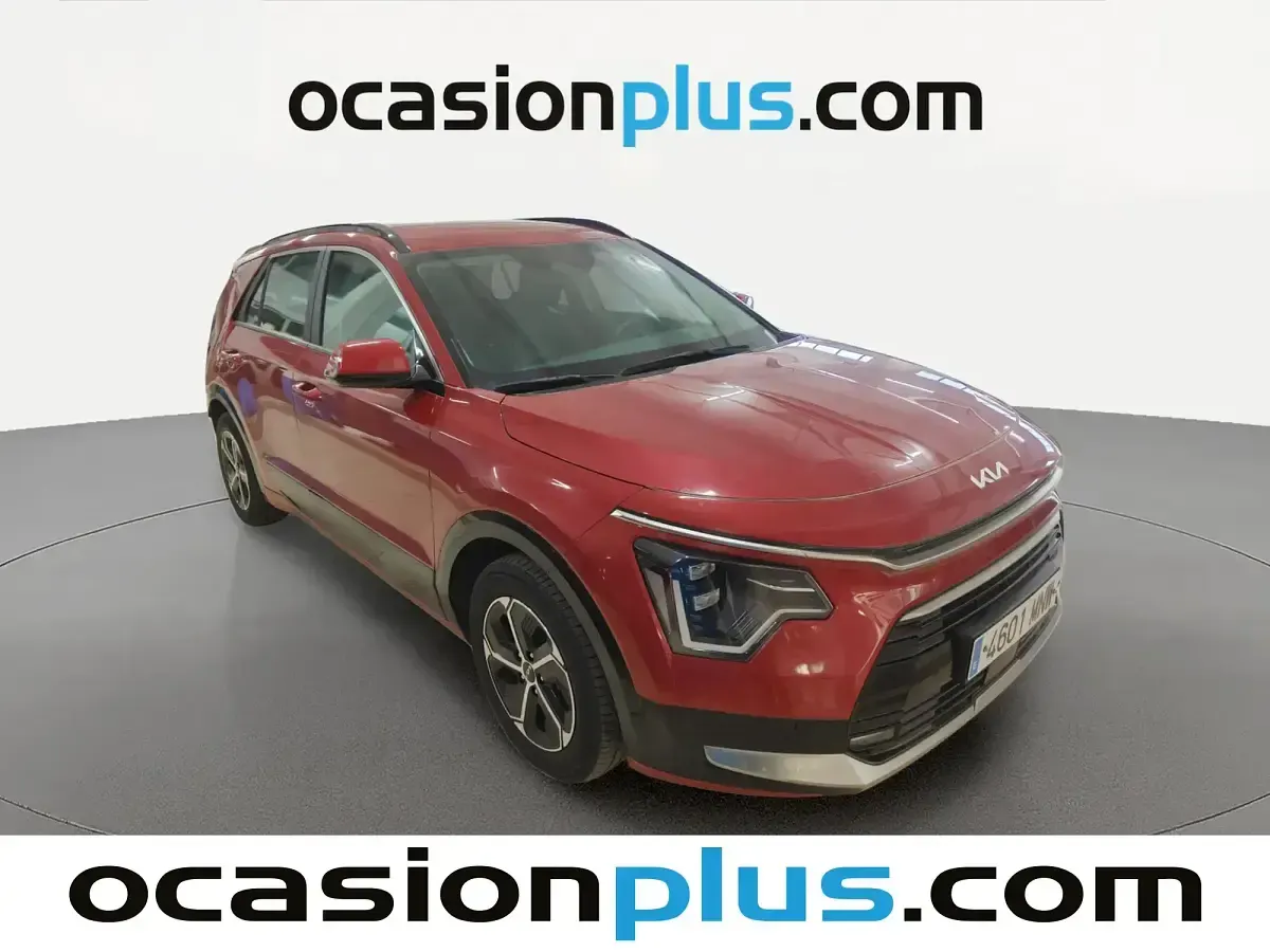 Usado Kia Niro 141 CV (103 kW) 2024 Rojo SUV