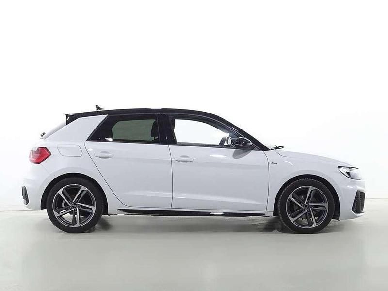 Blanco Usado 2024 Audi A1 Sportback Black Edition Utilitario | 22.700 € (Buen precio) - Imagen 1/2
