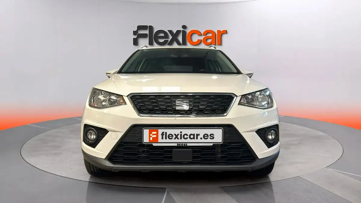 Usado Seat Arona Reference 95 CV (69 kW) 2019 Blanco SUV