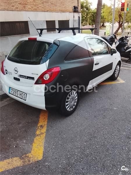 Usado Opel Corsa 75 CV (55 kW) 2011 Blanco Utilitario