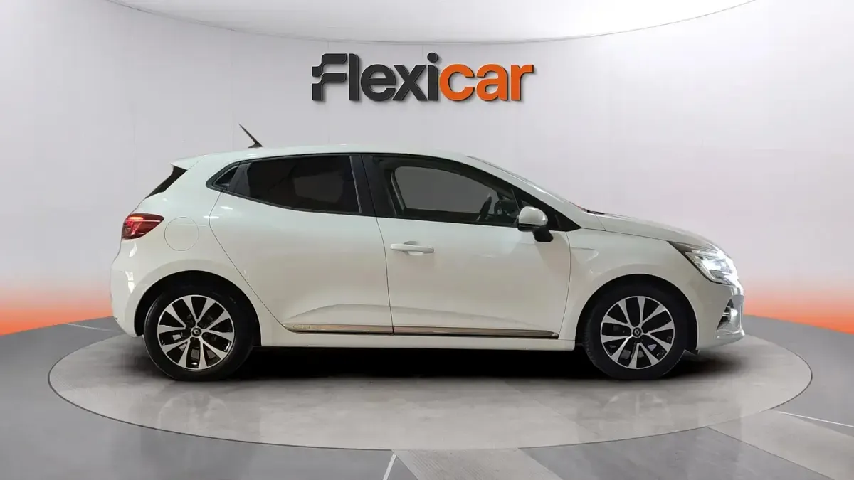 Usado Renault Clio V Intens 100 CV (73 kW) 2020 Blanco Berlina