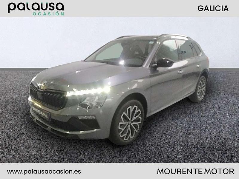 Gris Usado 2025 Skoda Kamiq Selection SUV | 23.300 € (Un poco caro) - Imagen 1/4
