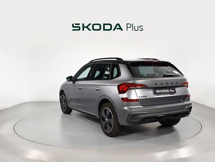 Gris Usado 2024 Skoda Kamiq Monte Carlo SUV | 26.800 € (Un poco caro) - Imagen 1/4
