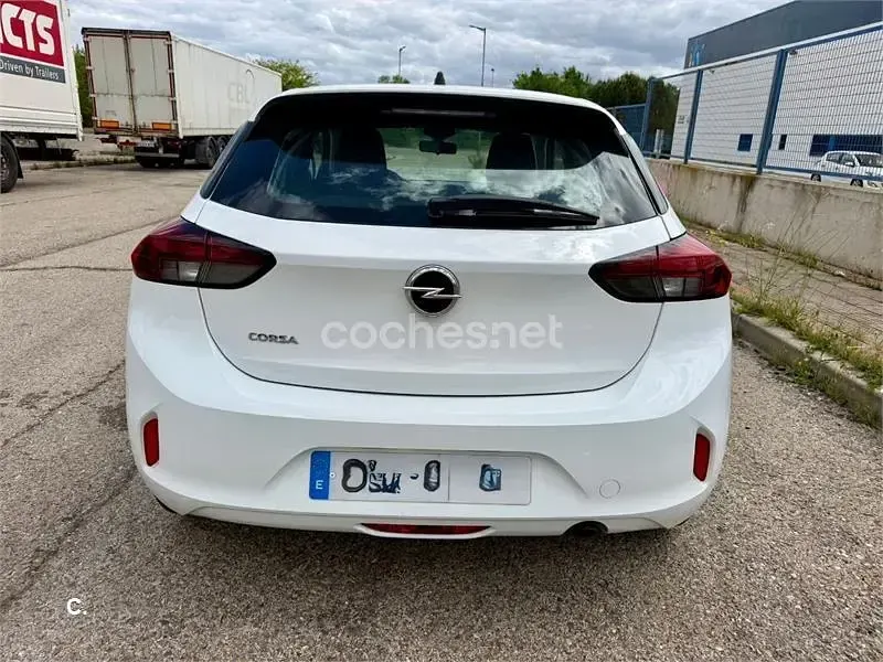 Usado Opel Corsa Edition 102 CV (75 kW) 2021 Blanco Utilitario