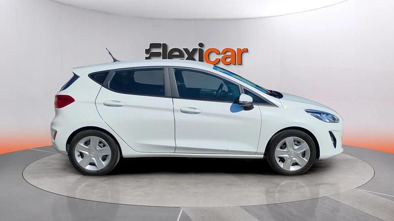 Usado Ford Fiesta Trend+ 101 CV (74 kW) 2018 Blanco Utilitario