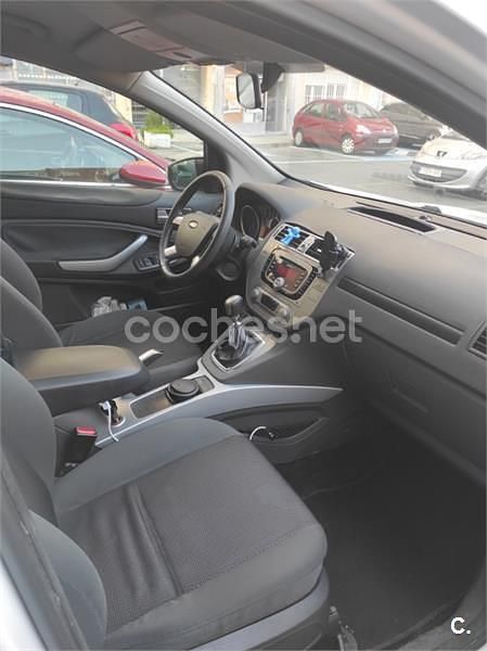 Usado Ford Kuga Trend 136 CV (100 kW) 2010 Blanco SUV
