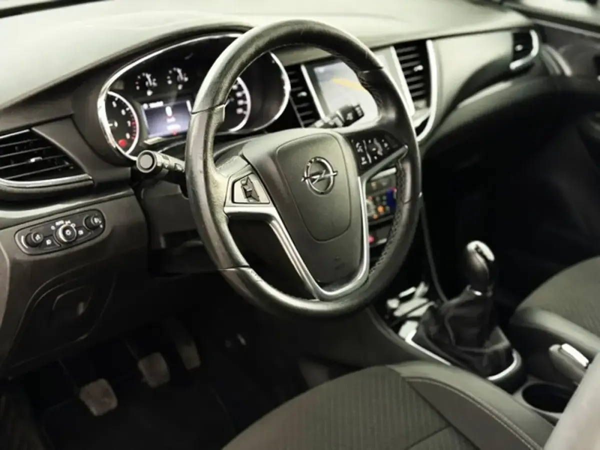 Usado Opel Mokka X Color Edition 140 CV (102 kW) 2018 Blanco SUV