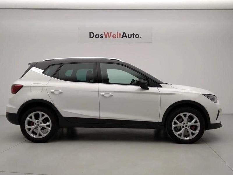 Usado Seat Arona FR 116 CV (85 kW) 2024 Blanco SUV