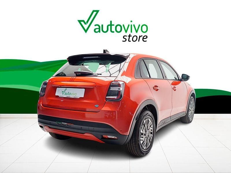 Usado Fiat 600 Red 114 kW (156 CV) 2024 Rojo SUV