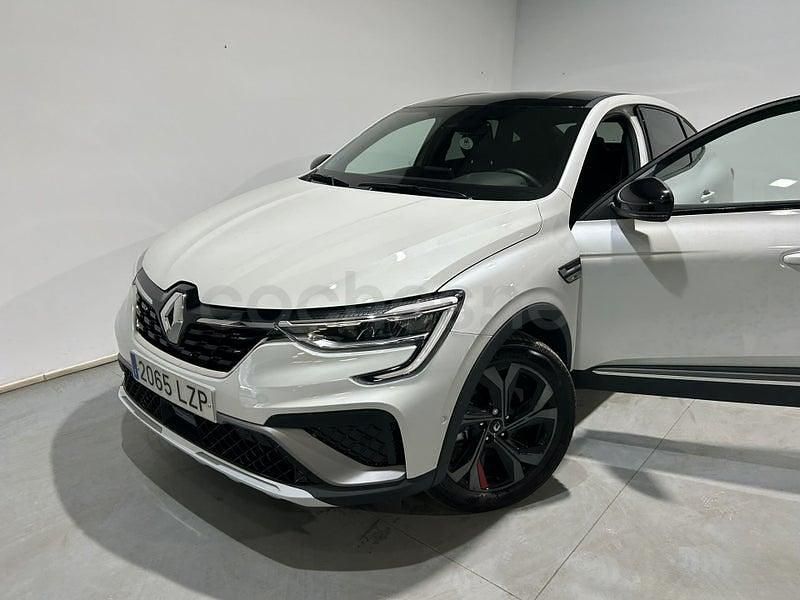 Usado Renault Arkana RS Line 145 CV (106 kW) 2022 Blanco SUV