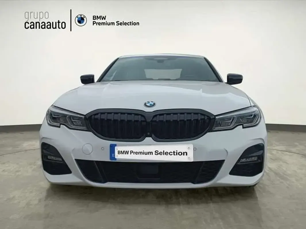 Usado BMW 330e Comfort Edition 292 CV (214 kW) 2019 Blanco Berlina