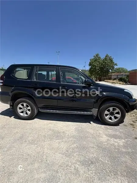 Usado Toyota Land Cruiser 166 CV (122 kW) 2006 Negro SUV