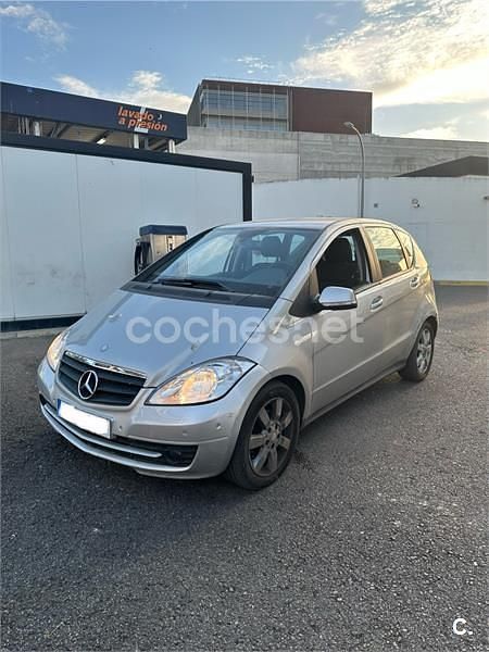 Gris / plata Usado 2010 Mercedes A180 Monovolumen | 7000 € (Buen precio) - Imagen 1/4