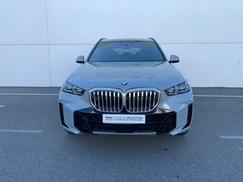 Usado BMW X5 xLine 298 CV (219 kW) 2023 Gris / plata SUV