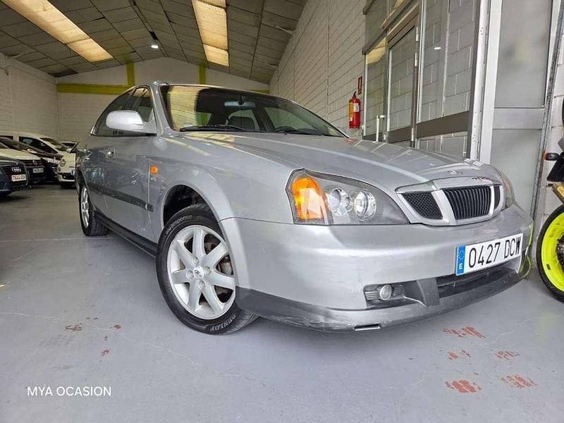 Usado Chevrolet Evanda CDX 131 CV (96 kW) 2005 Gris Berlina