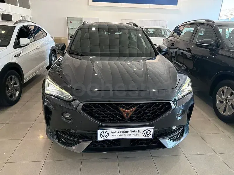 Usado Cupra Formentor 150 CV (110 kW) 2022 Gris / plata SUV