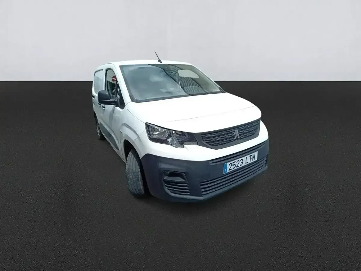 Usado Peugeot Partner Premium 102 CV (75 kW) 2021 Blanco Monovolumen