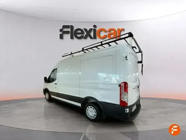 Usado Ford Transit Trend 105 CV (77 kW) 2021 Blanco Van