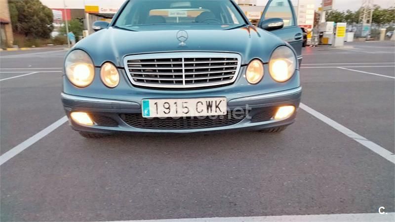 Gris / plata Usado 2004 Mercedes E270 Elegance Berlina | 4000 € (Buen precio) - Imagen 1/3