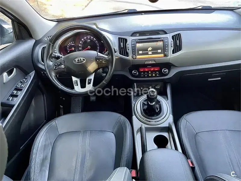 Usado Kia Sportage 135 CV (99 kW) 2016 Gris / plata SUV