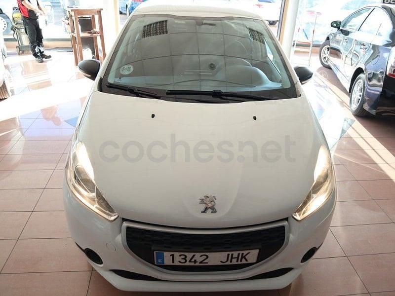 Usado Peugeot 208 Access 75 CV (55 kW) 2016 Blanco Utilitario