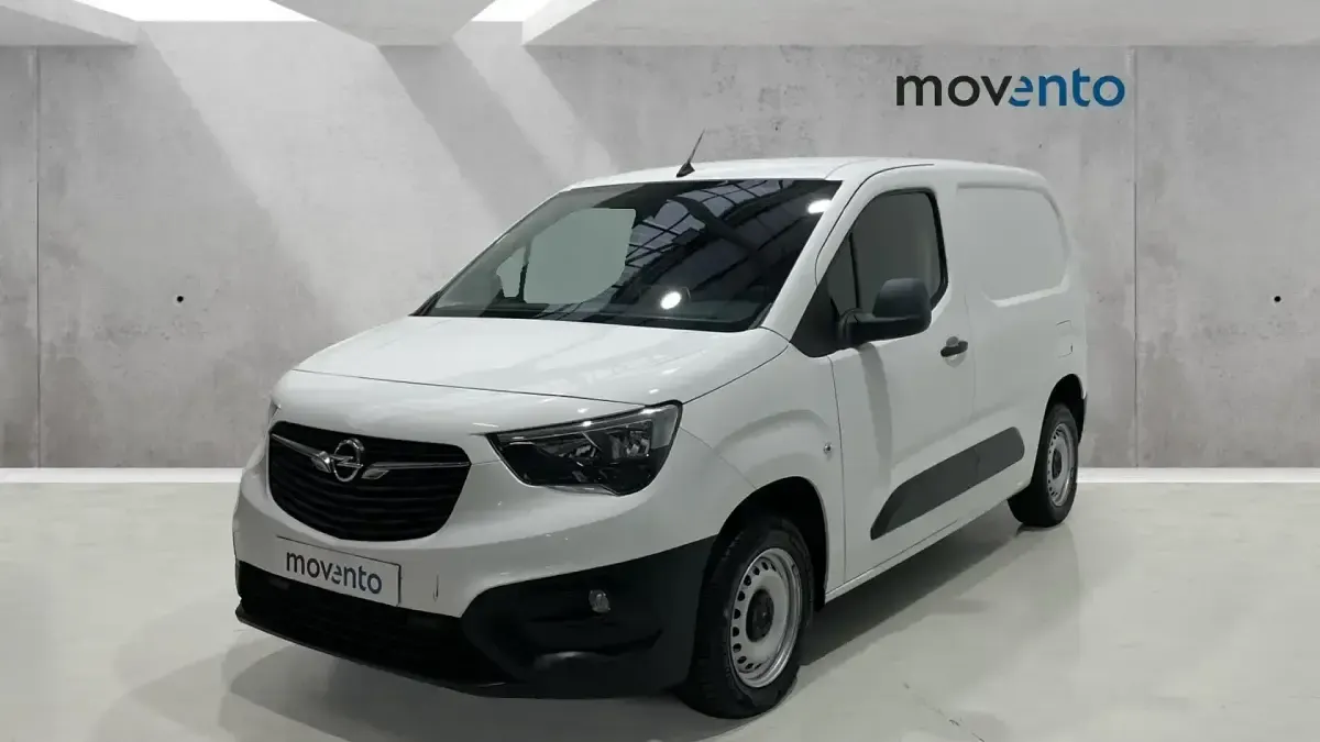 Usado Opel Combo 100 CV (73 kW) 2019 Blanco Monovolumen